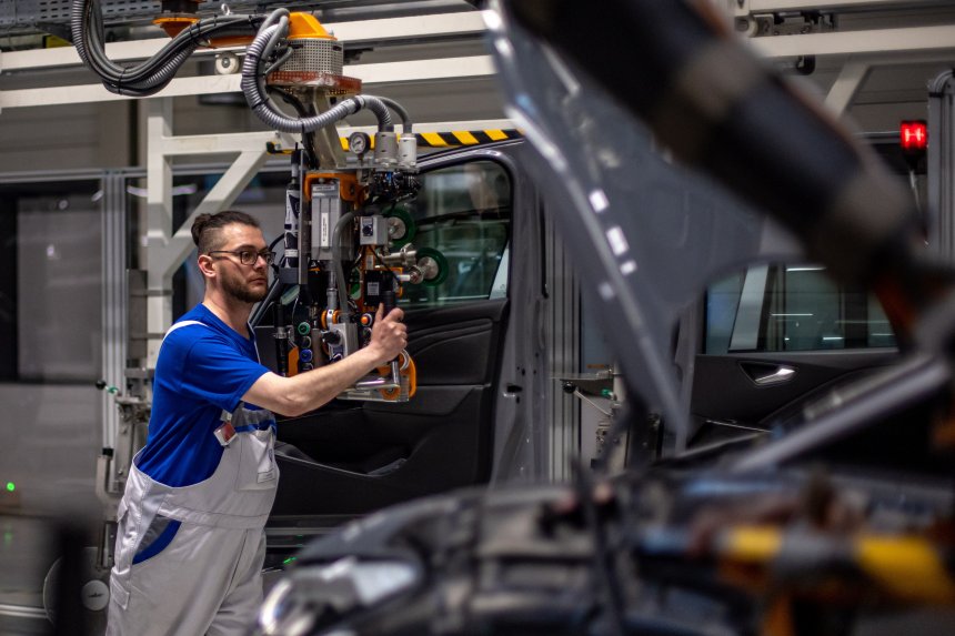 Производство электромобилей на заводе Volkswagen в немецком Цвиккау