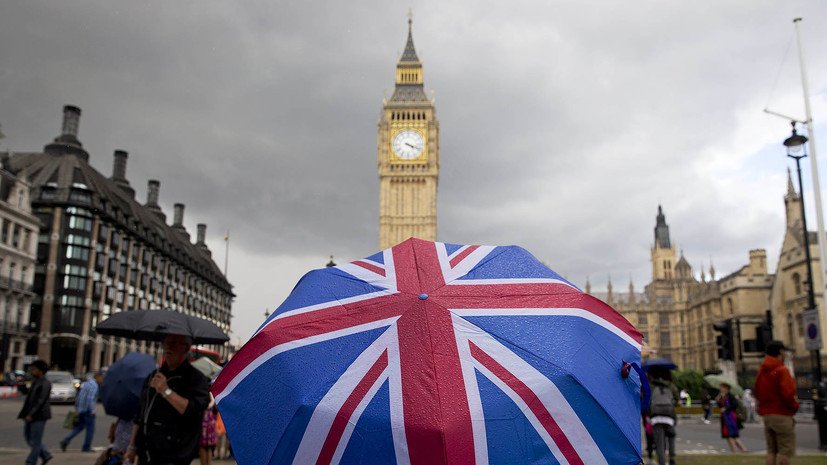 Зонт в цветах флага Великобритании
