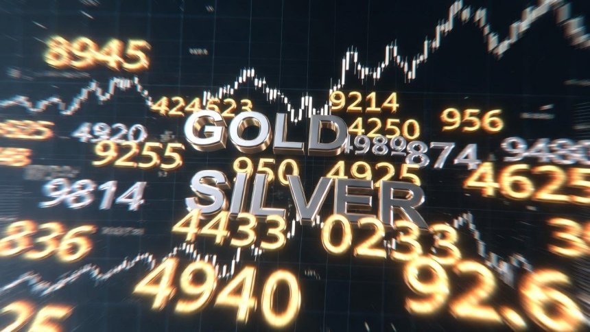 Золото и серебро, надпись по-английски на фоне биржевых графиков