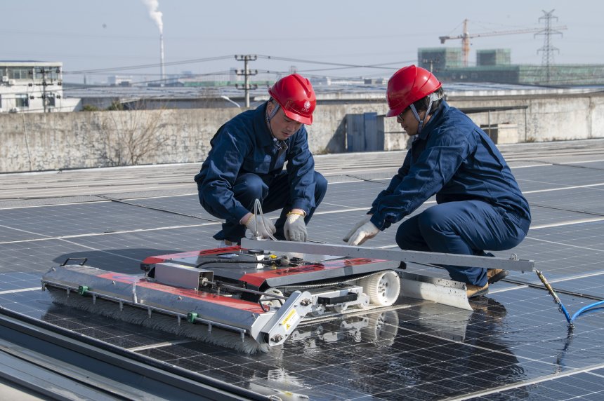 Robot Operated To Clean Photovoltaic Panels In Jinhua